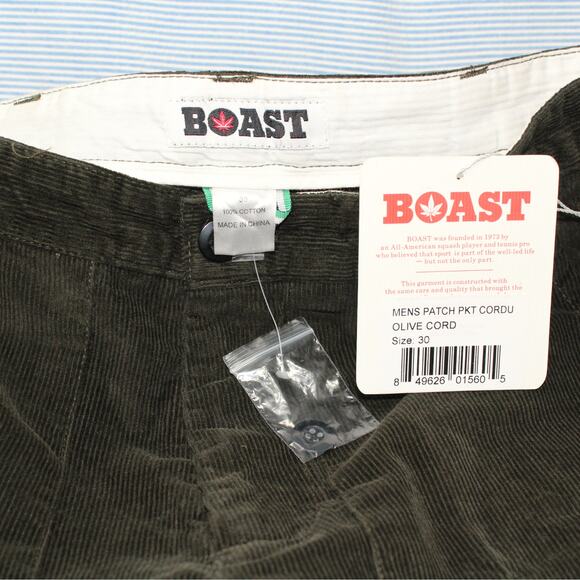 BOAST USA Mens 30 Patch Pocket Corduroy Short Olive Green NWT 7"Inseam - Picture 4 of 7